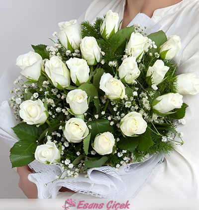  Serik Çiçek Siparişi Sonsuz Sevgi 19 Beyaz Gül