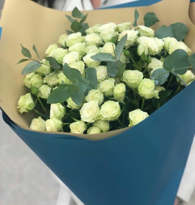 Belek çiçek papilyon hotel buket  beyaz gül