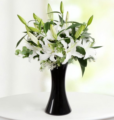  Serik Çiçek Siparişi BEYAZ LİLYUMLAR